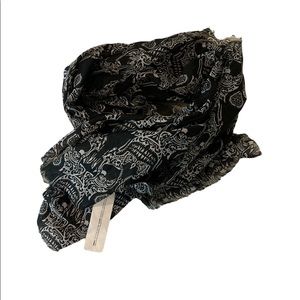 MNG Skull print in black